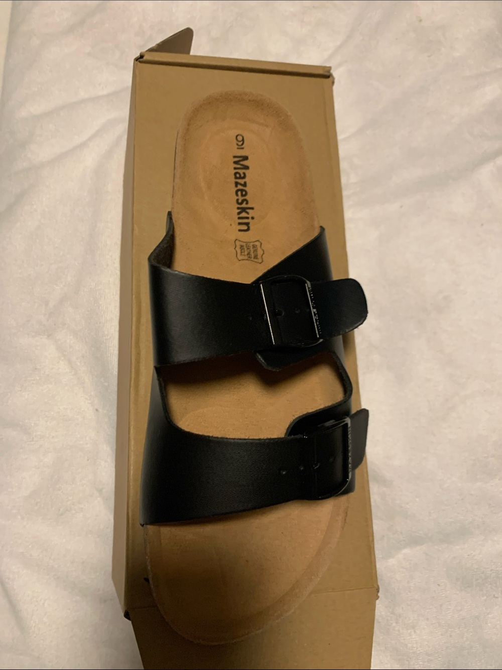 Mazeskin Black Double Buckle Slide Sandal